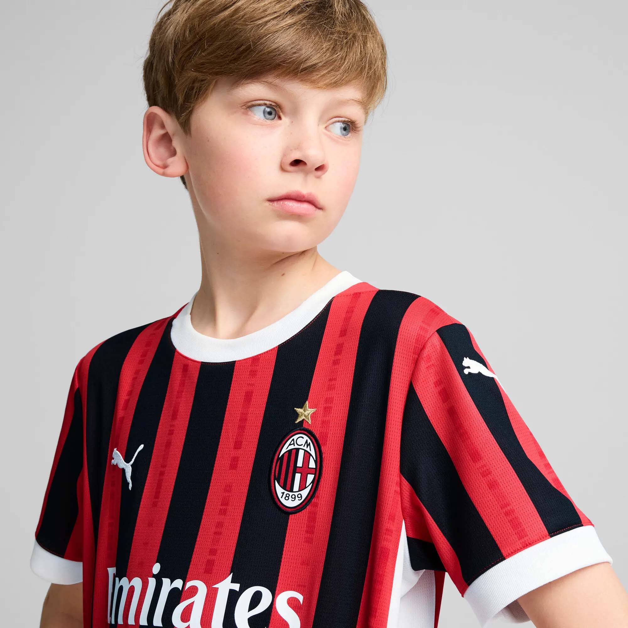 ACM_HOME_JERSEY_REPLICA_JR_774984_01_Image_5