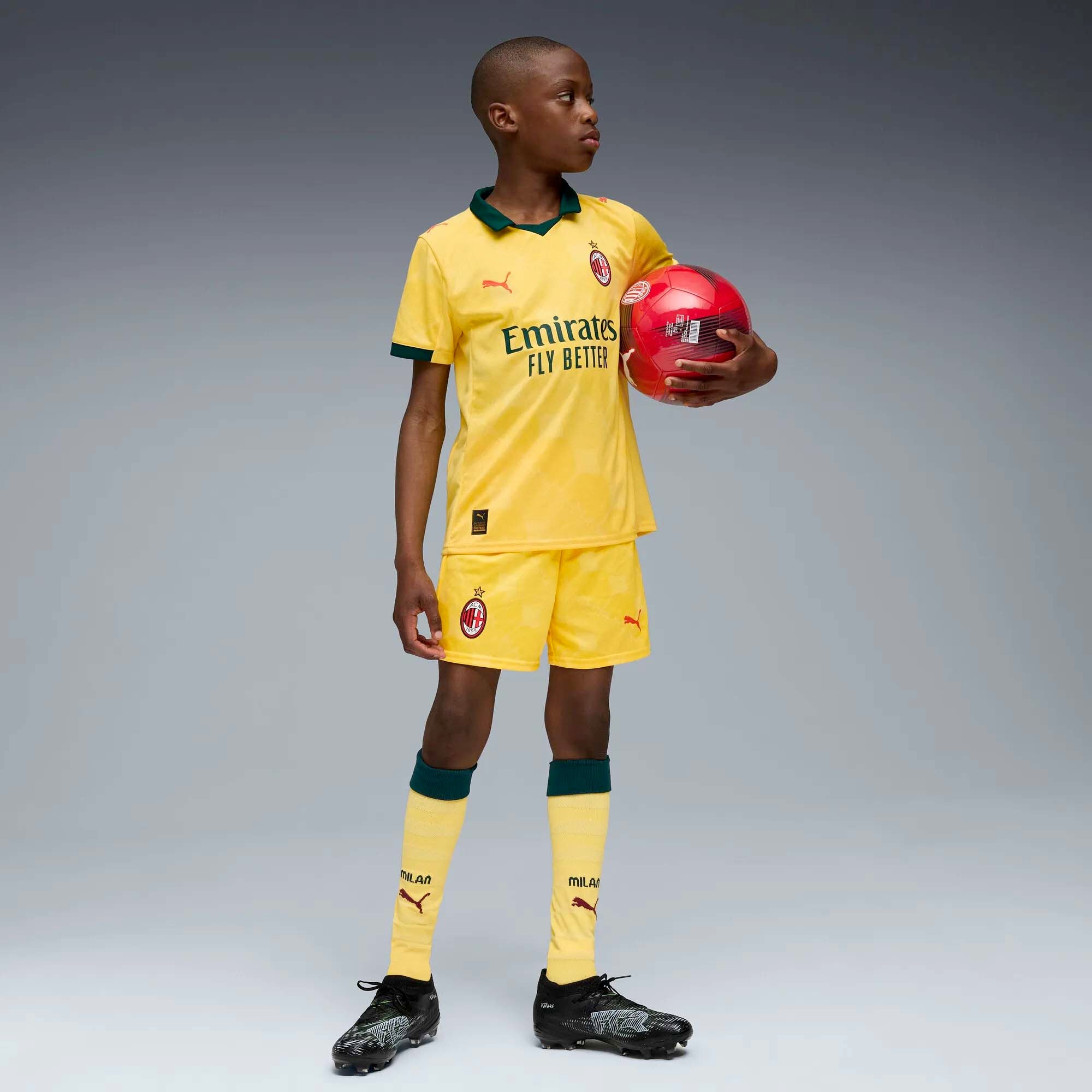 ACM_SHORTS_REPLICA_JR_779988_03_Image_5