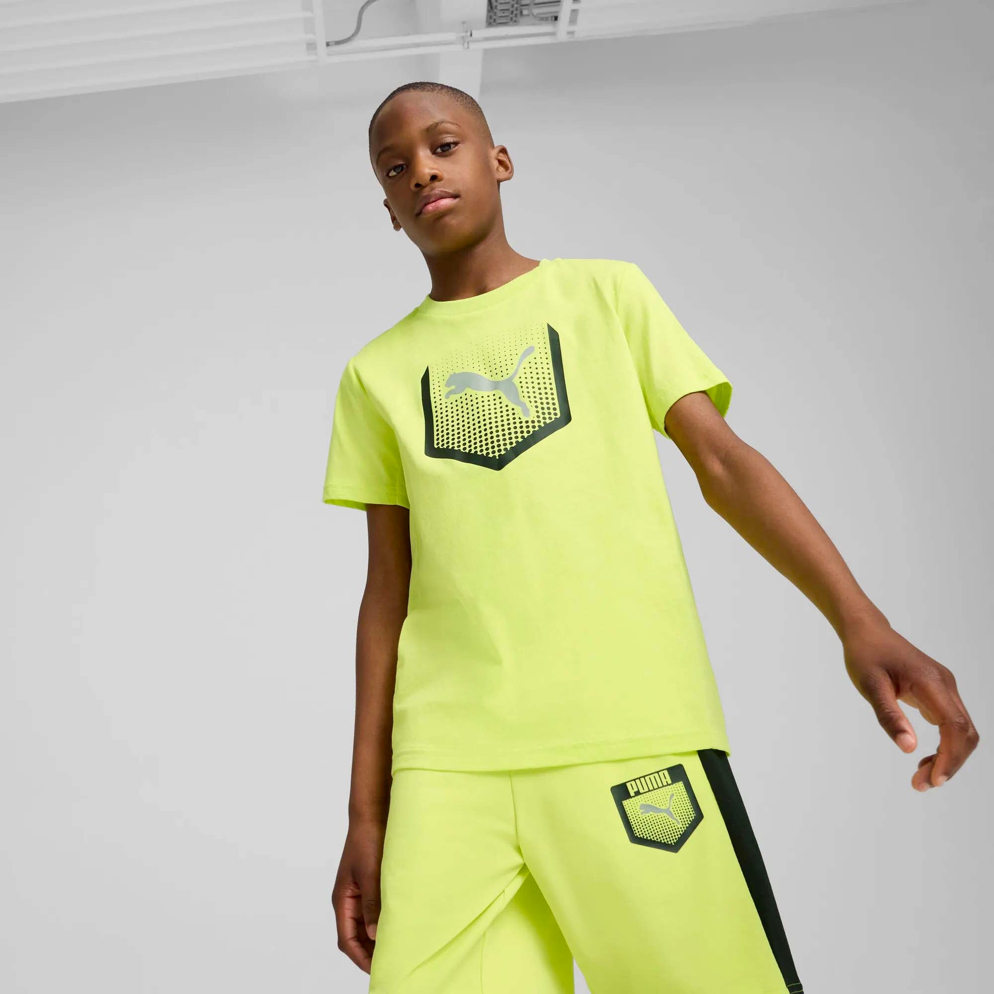 ACTIVE_SPORTS_GRAPHIC_TEE_II_B_685178_39_Image_3