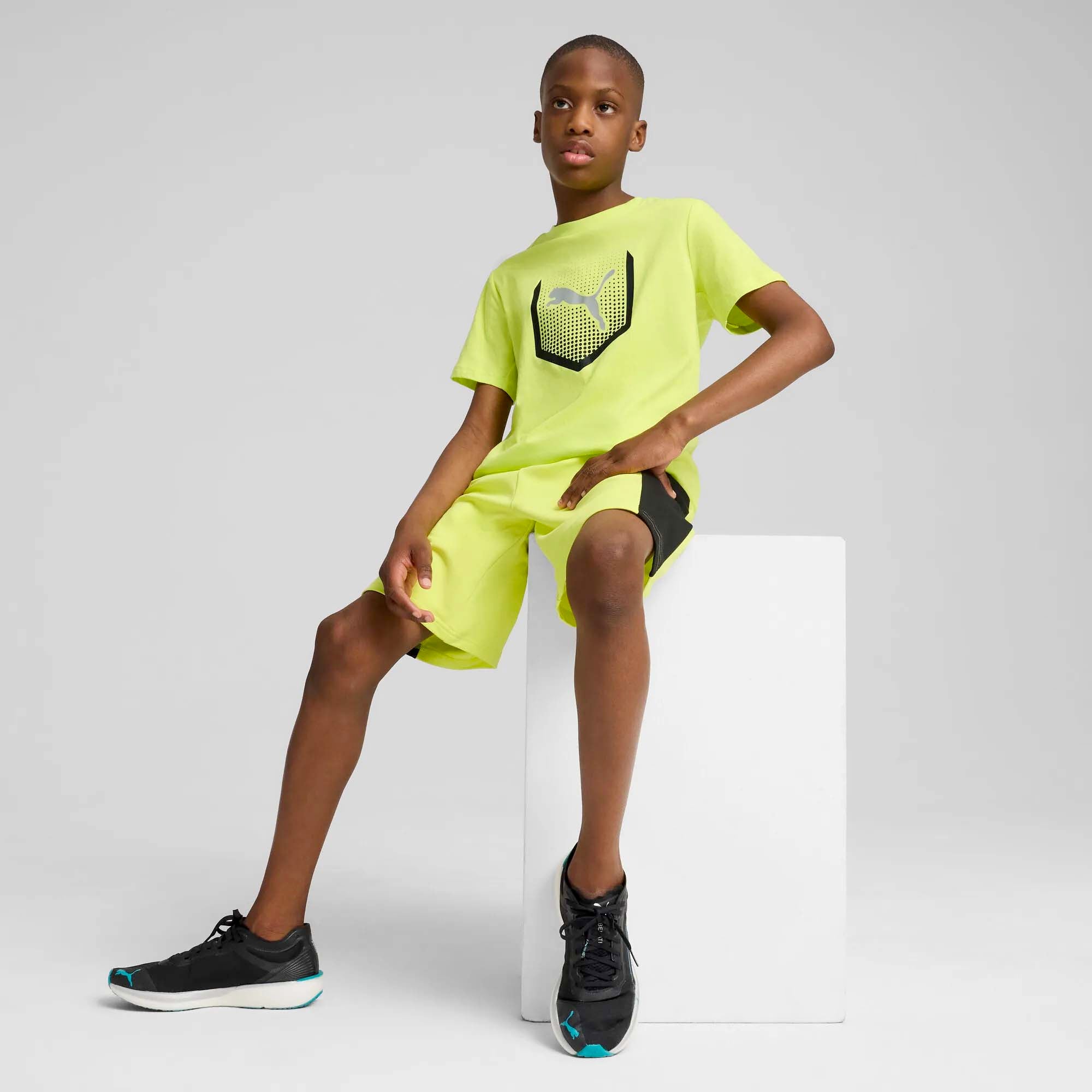ACTIVE_SPORTS_GRAPHIC_TEE_II_B_685178_39_Image_5