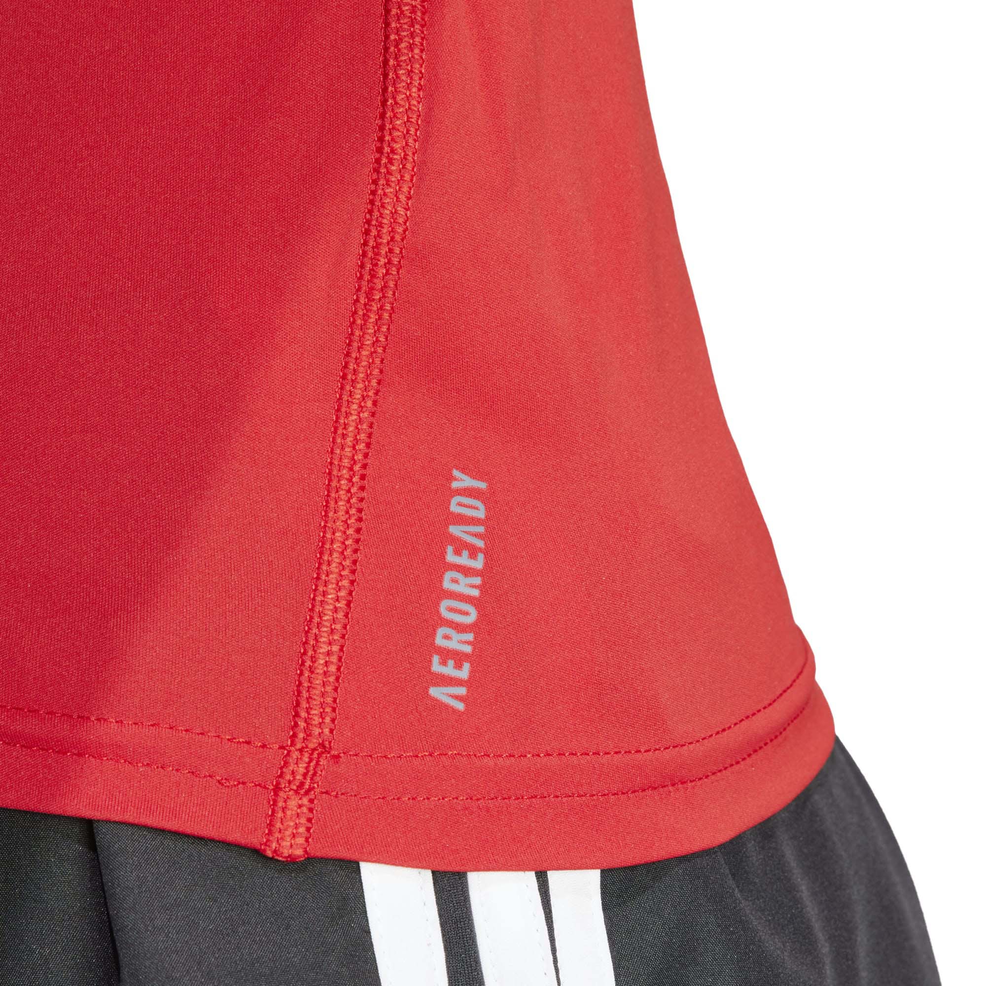 ADIZERO_E_TEE_IT1824_TEPORE_Image_5