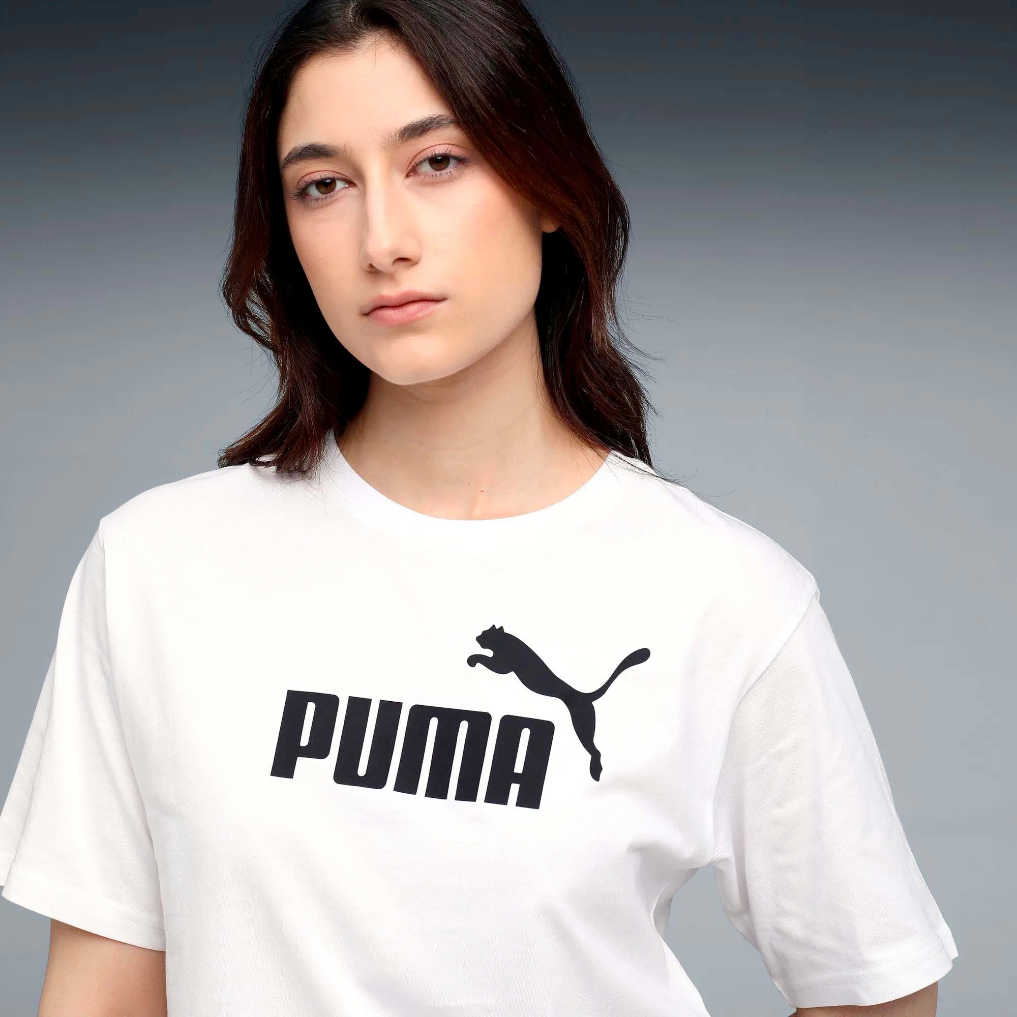 ESS_CROPPED_NO_1_LOGO_RELAXED_TEE_684972_02_Image_4