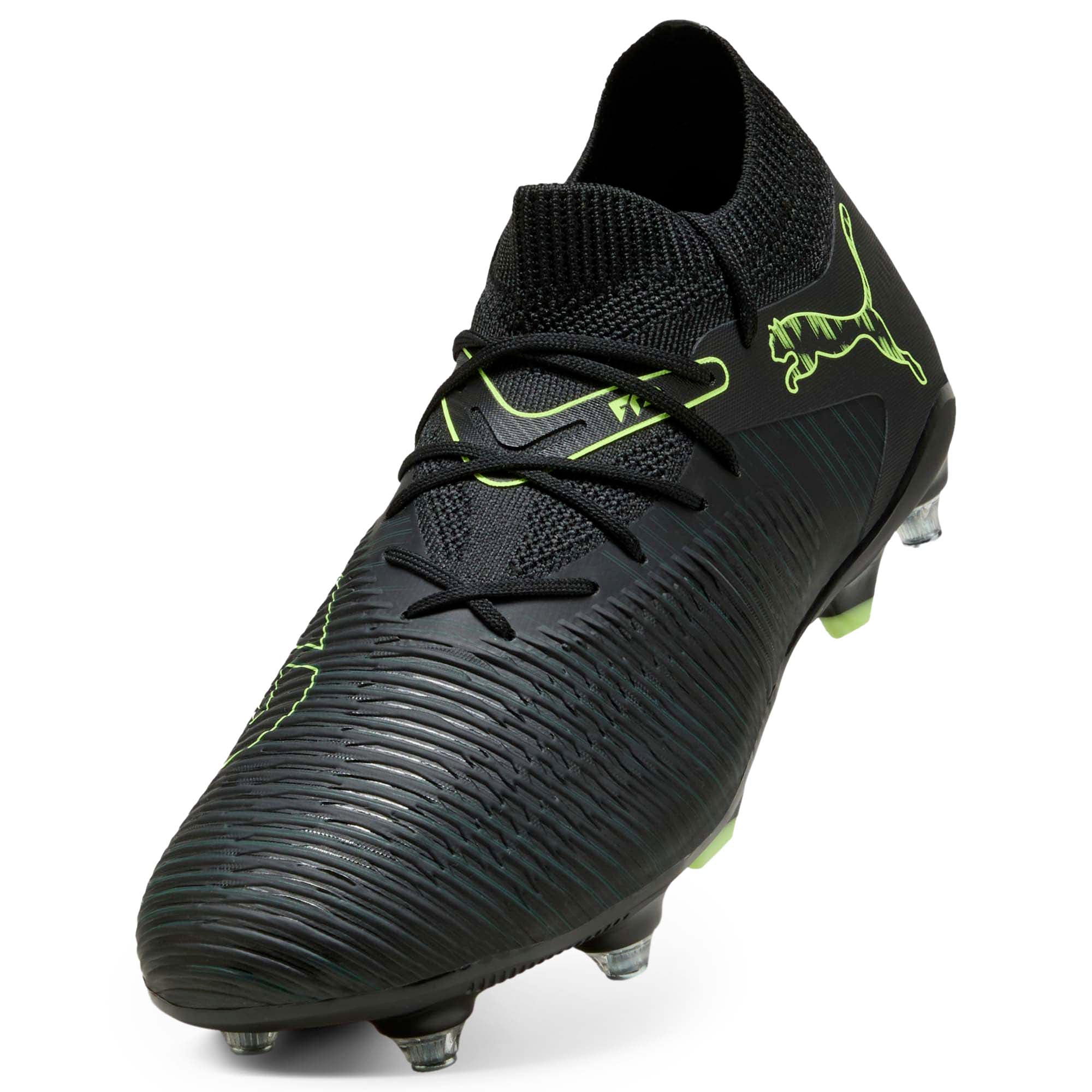 FUTURE_8_MATCH_MXSG_108594_02_Image_5