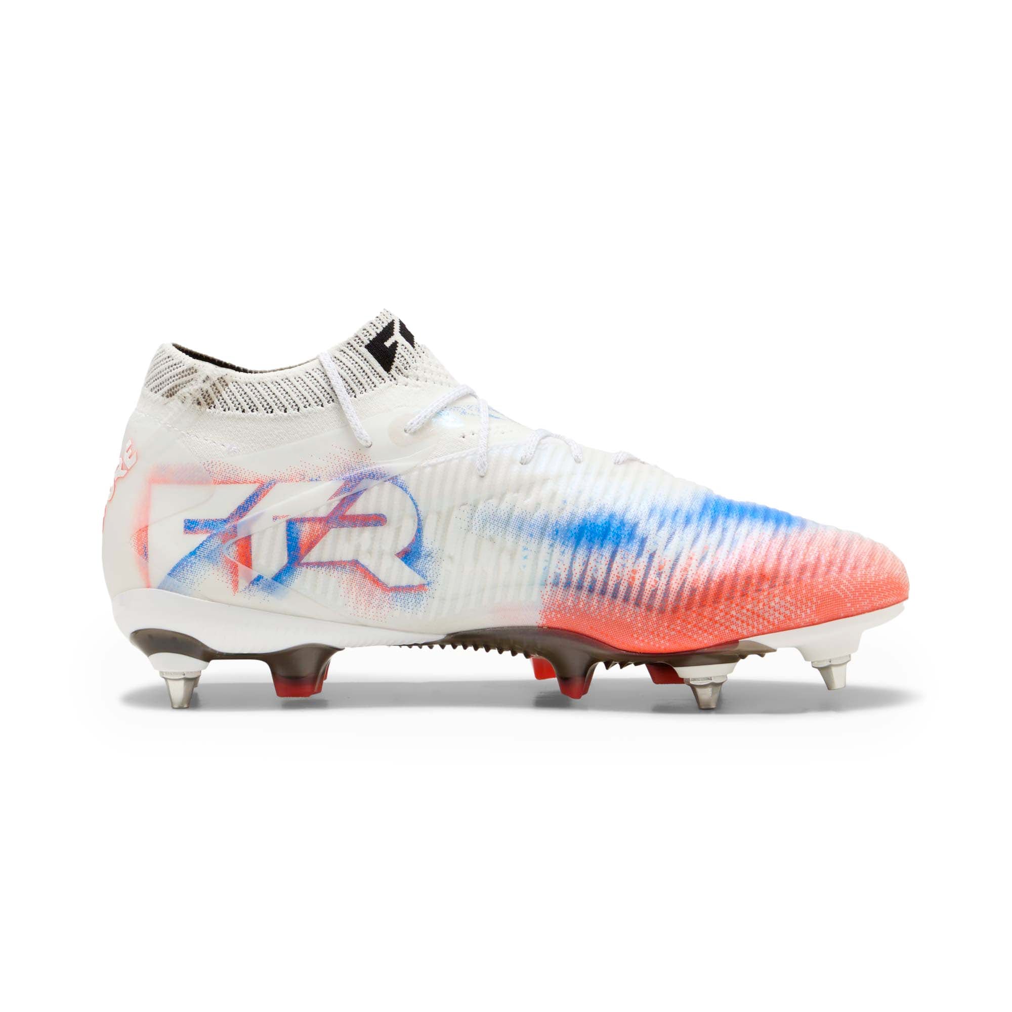 FUTURE_8_ULTIMATE_MXSG_108583_01_Image_3
