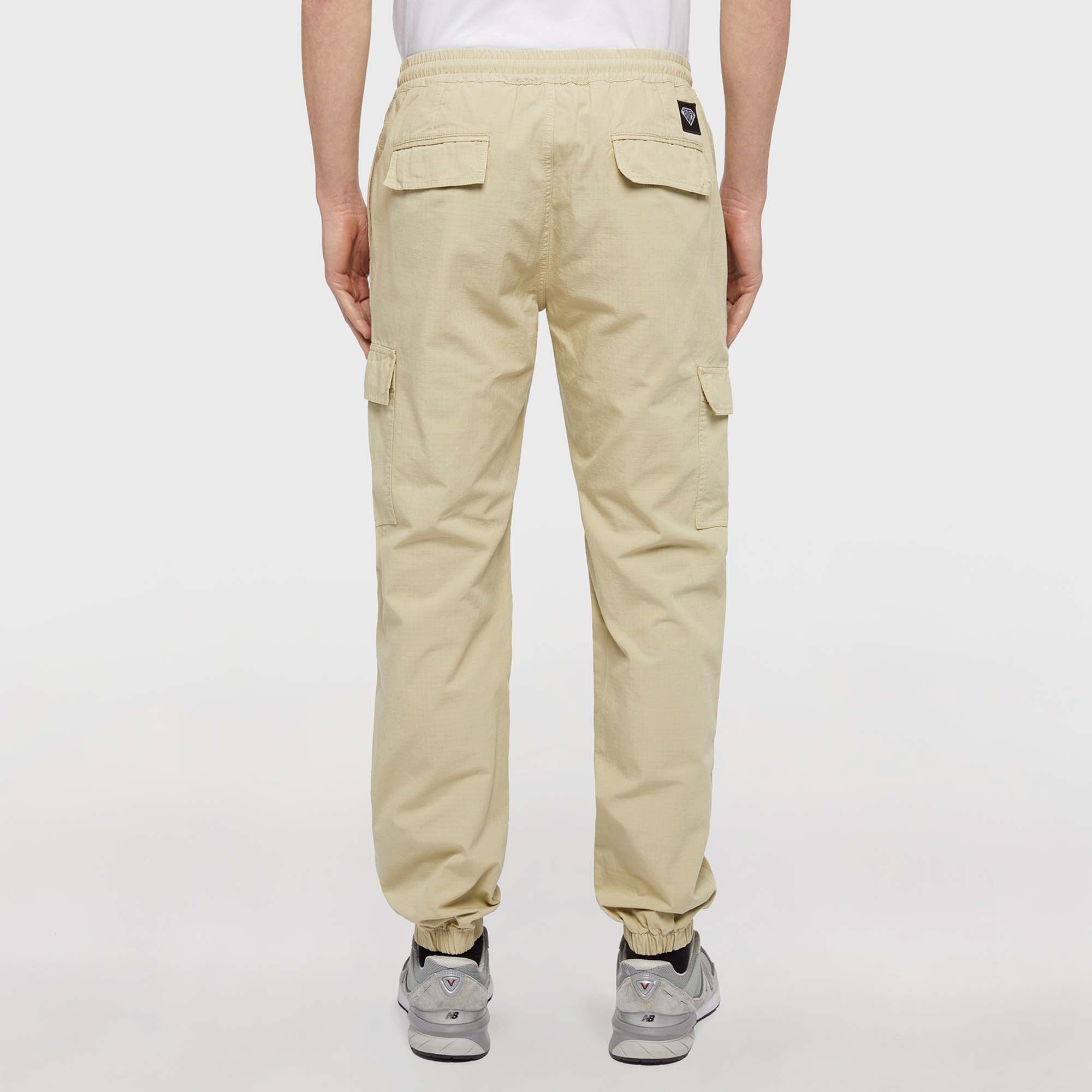 RIPSTOP_CARGO_JOGGER_24WICJ01_ICE_Image_4