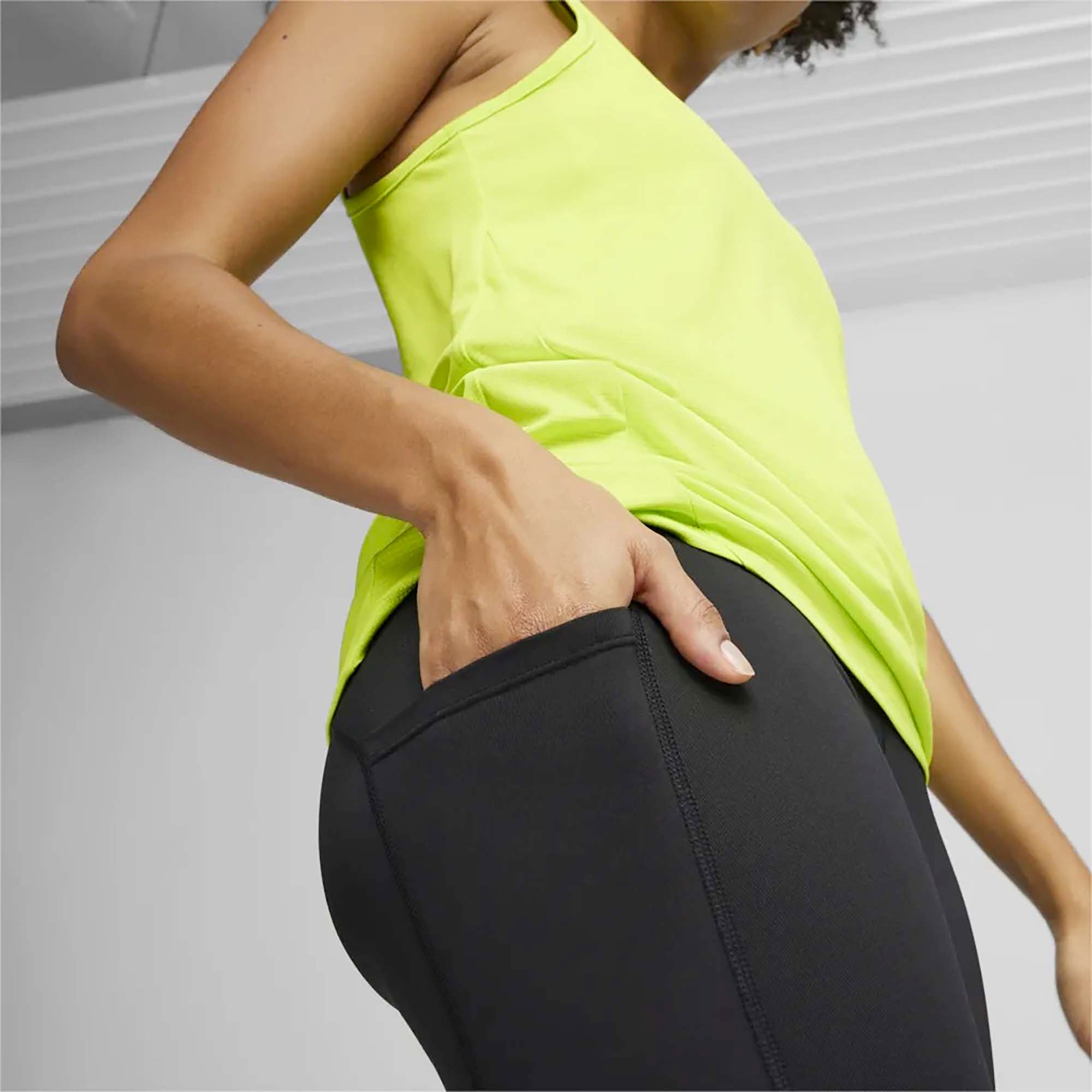 RUN_FAVORITES_VELOCITY_FL_TIGHT_525077_01_Image_5