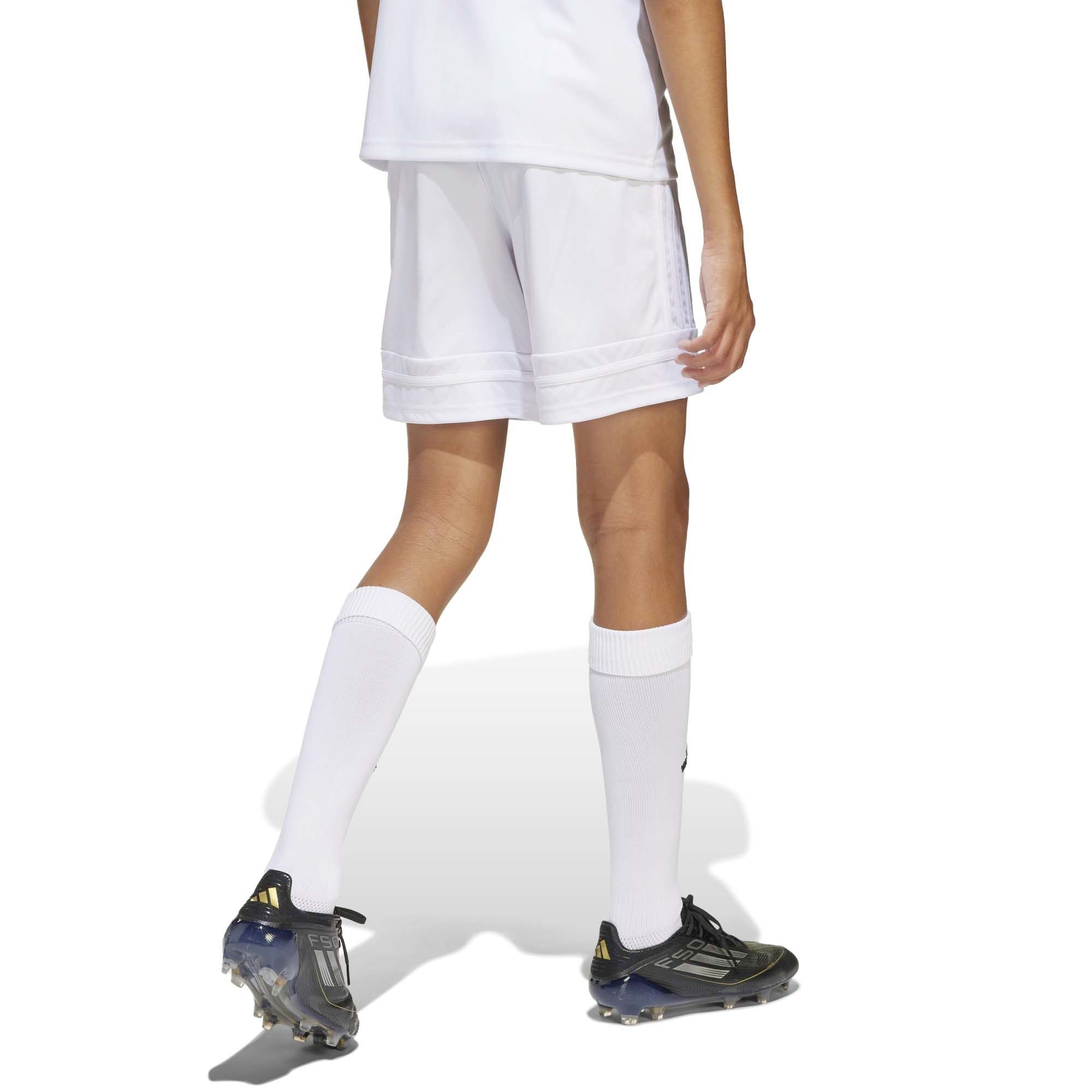 SQUA25_SHO_Y_JJ2423_WHITEWH_Image_3