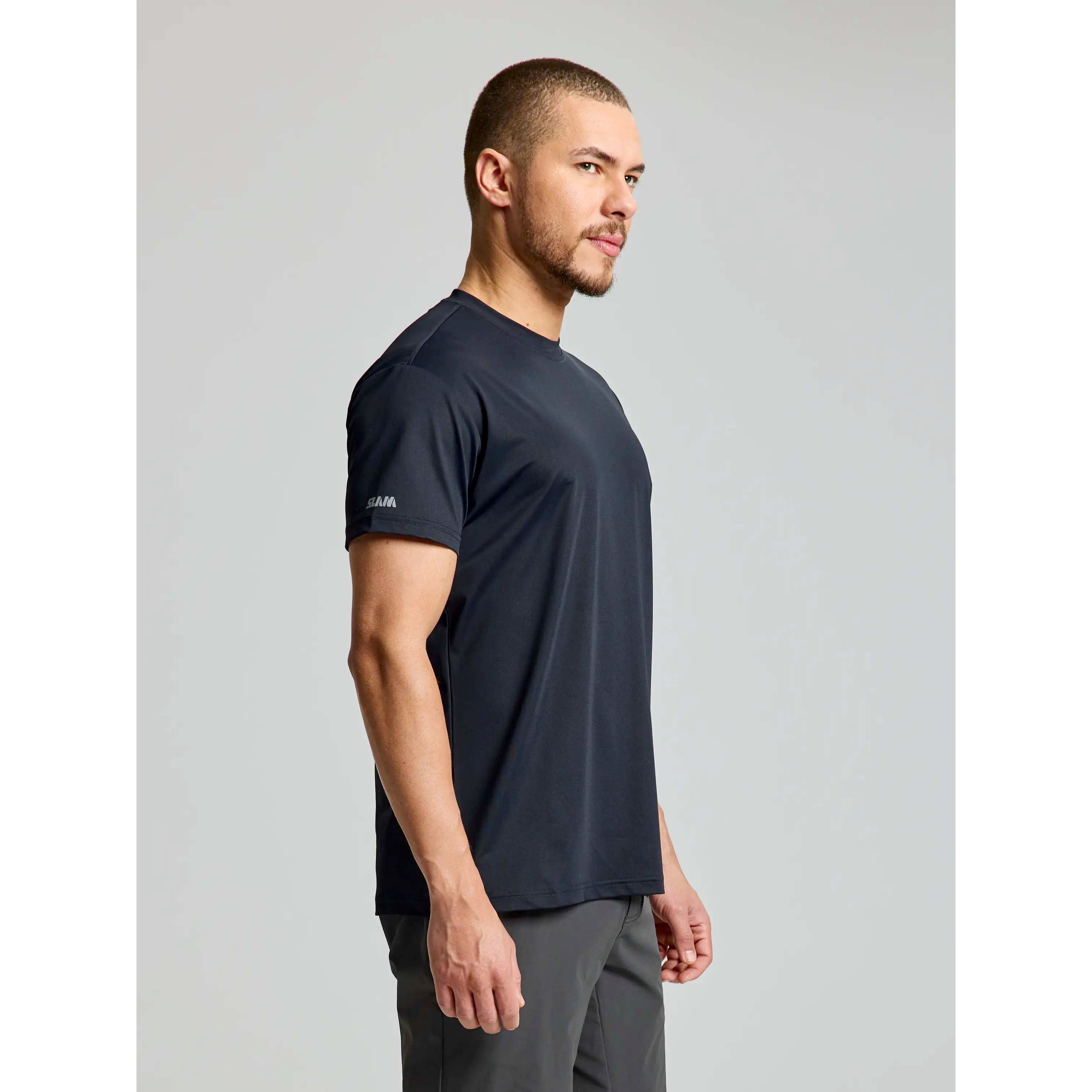 TECH_PIQUE_T-SHIRT_A112005S01_W01_Image_4