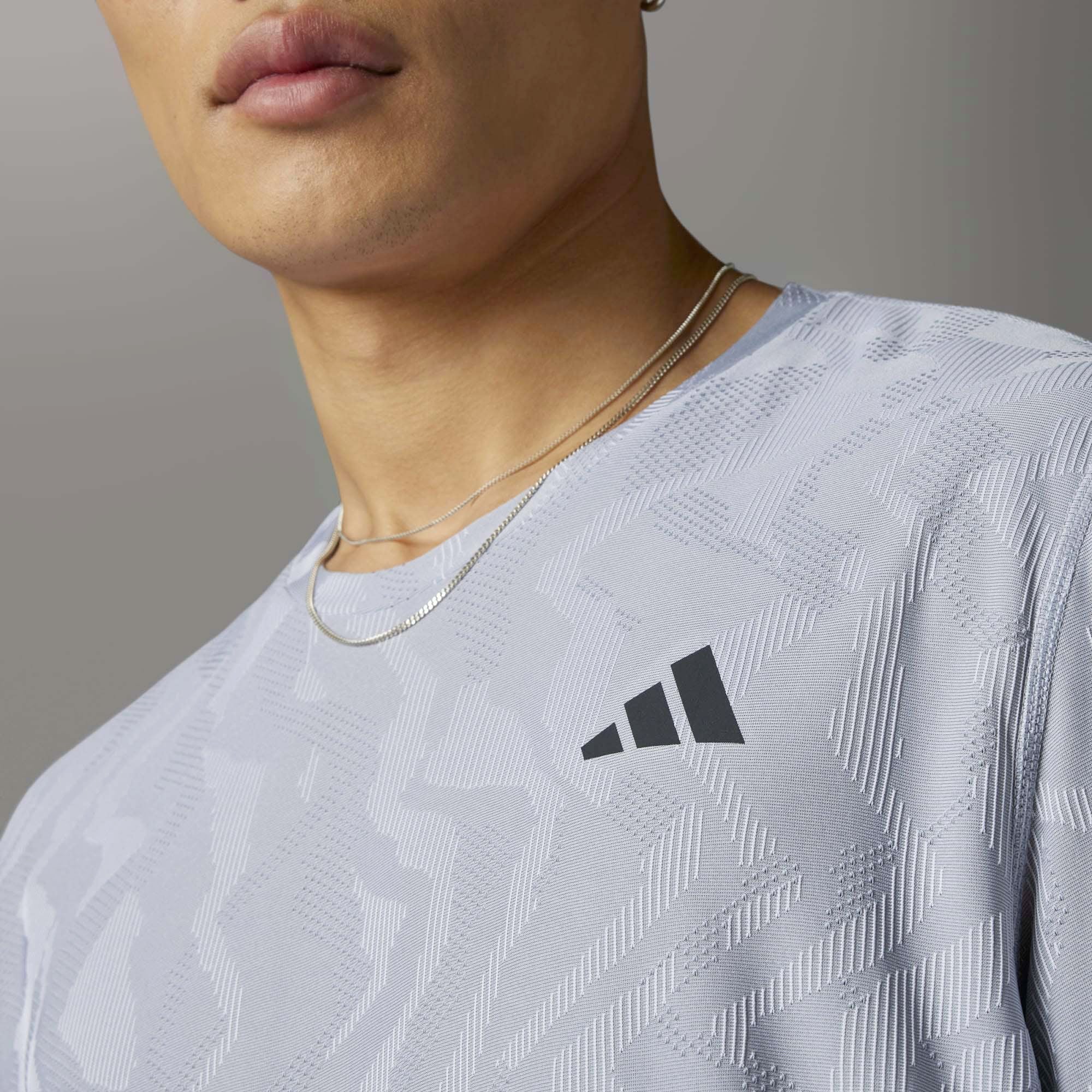 ULT_EGNRD_TEE_IY0722_HALSIL_Image_4