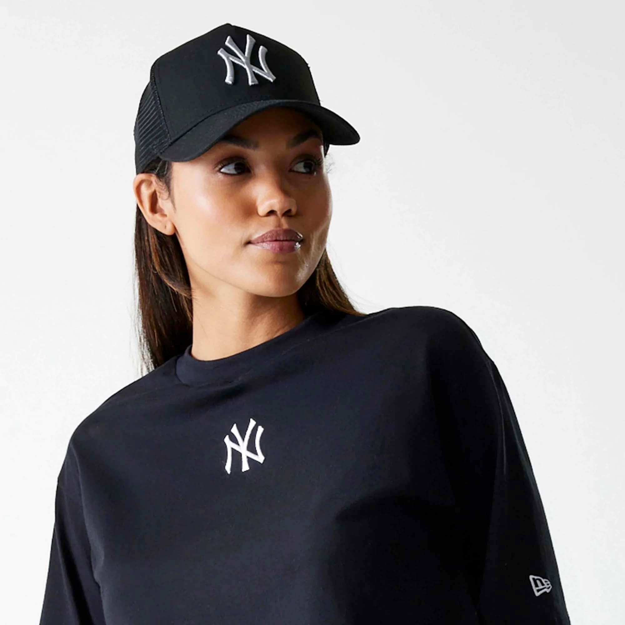 WMNS_LE_MIDI_CROP_TEE_NEYYAN_BLK_60684494_001_Image_3