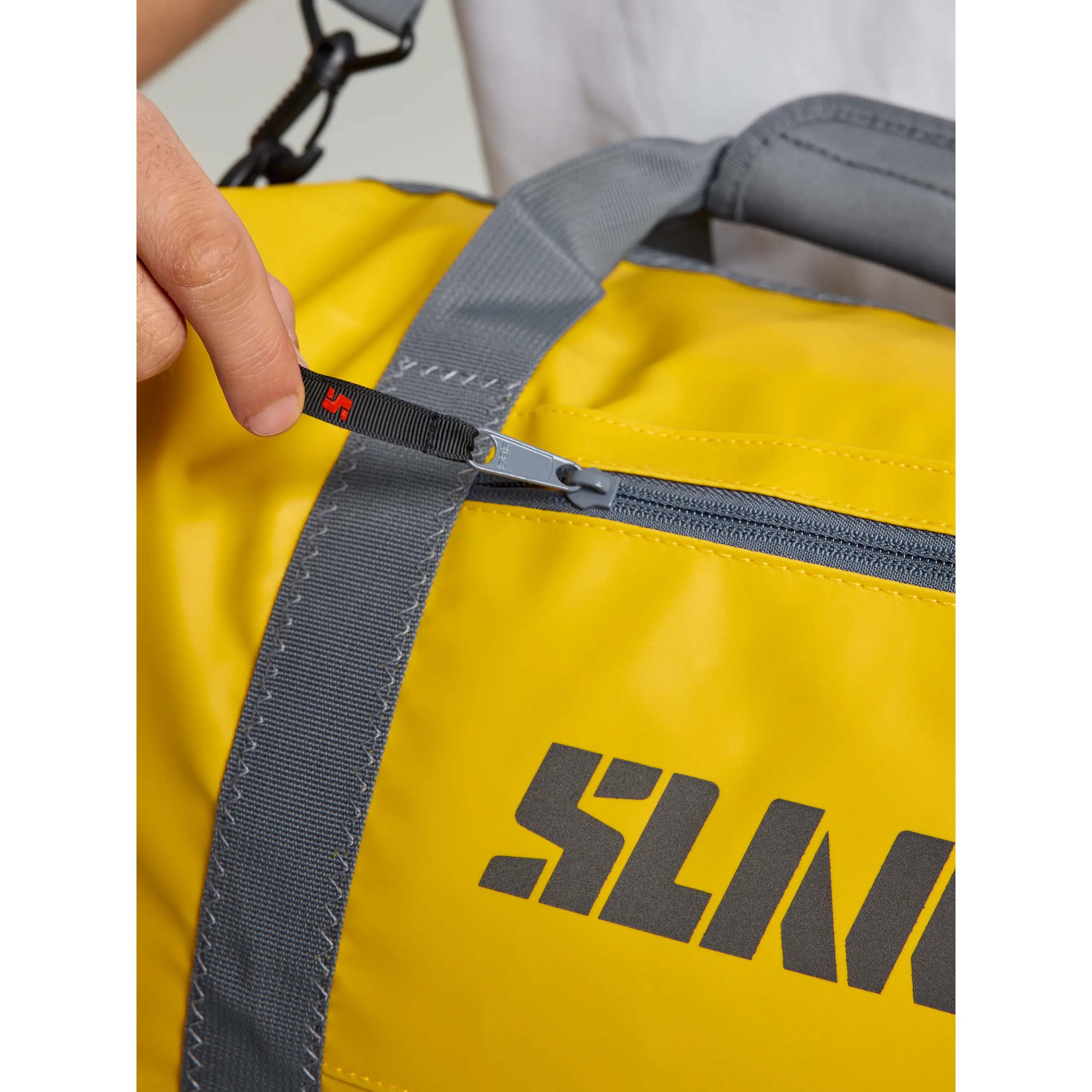 WR_DUFFLE_BAG_M_A463004S00_W41_Image_4