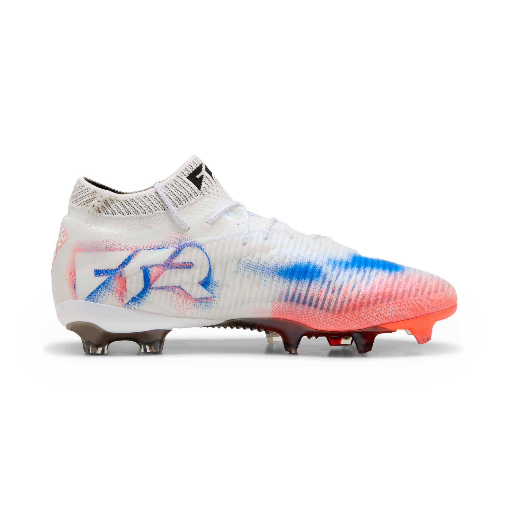 FUTURE_8_ULTIMATE_FG_108581_01_Image_3