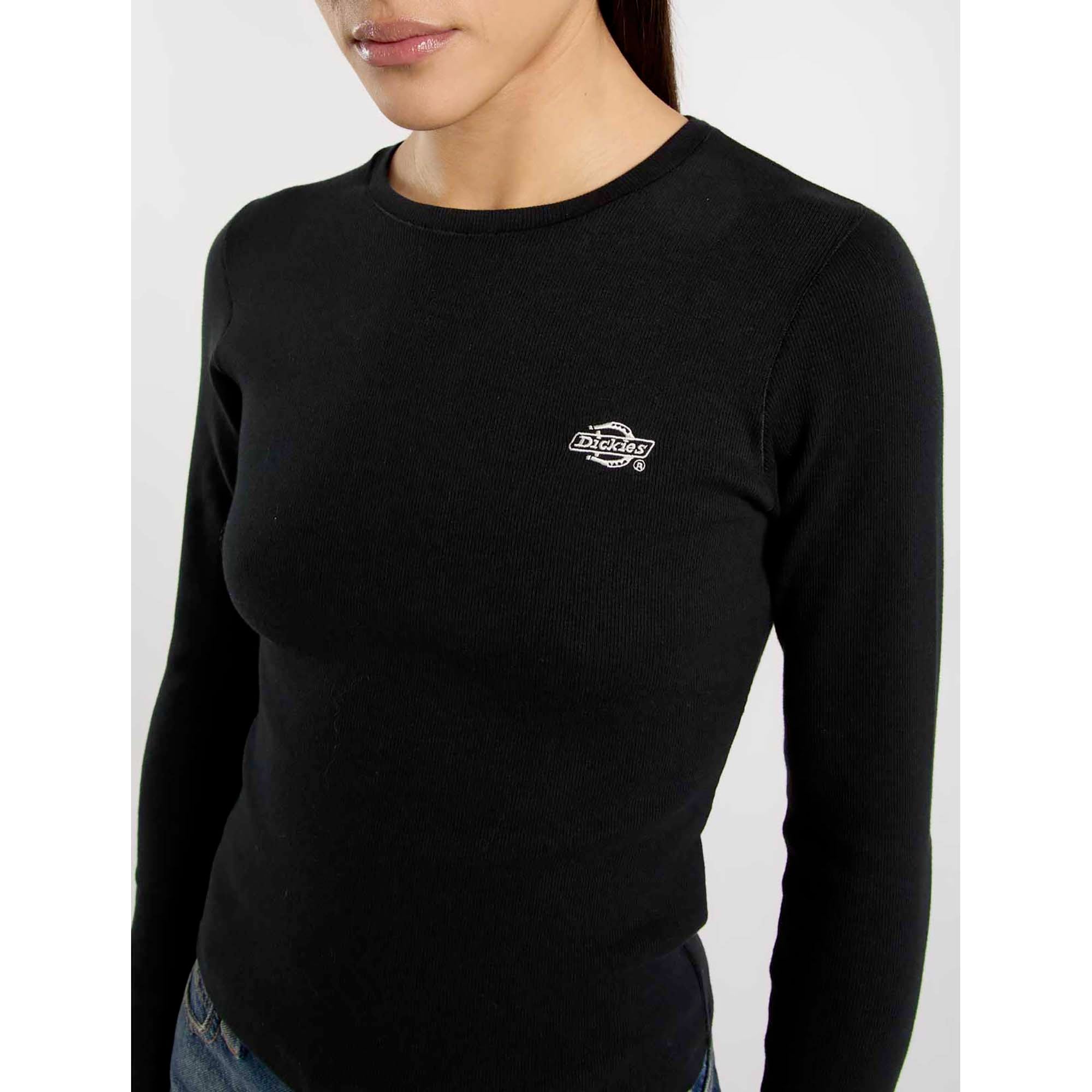 GLADEVILLE_TEE_LS_W_DK0A87QA_BLK1_Image_5