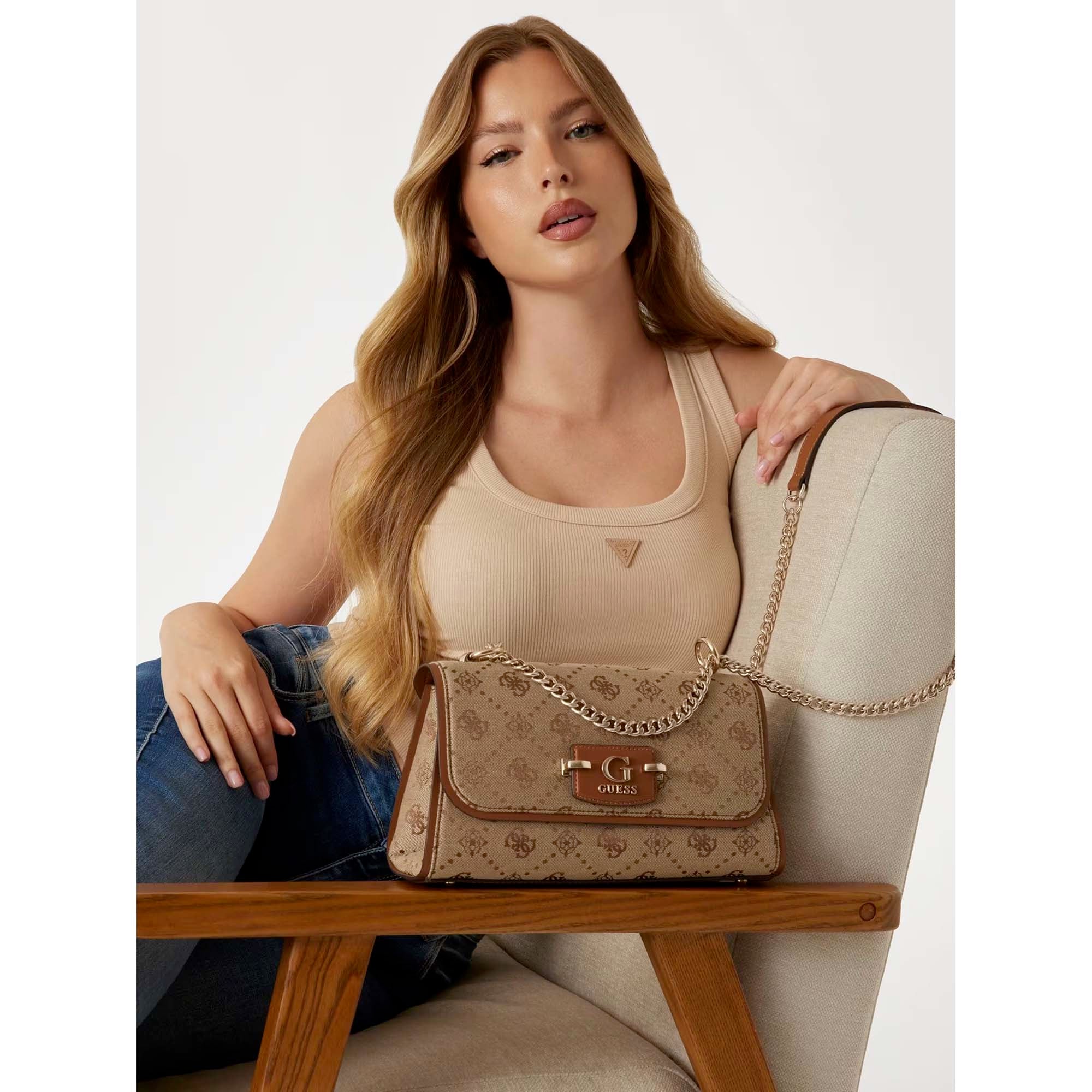 NEDA_CONVERTIBLE_XBODY_FLAP_HWJP9654210_LTL_Image_5