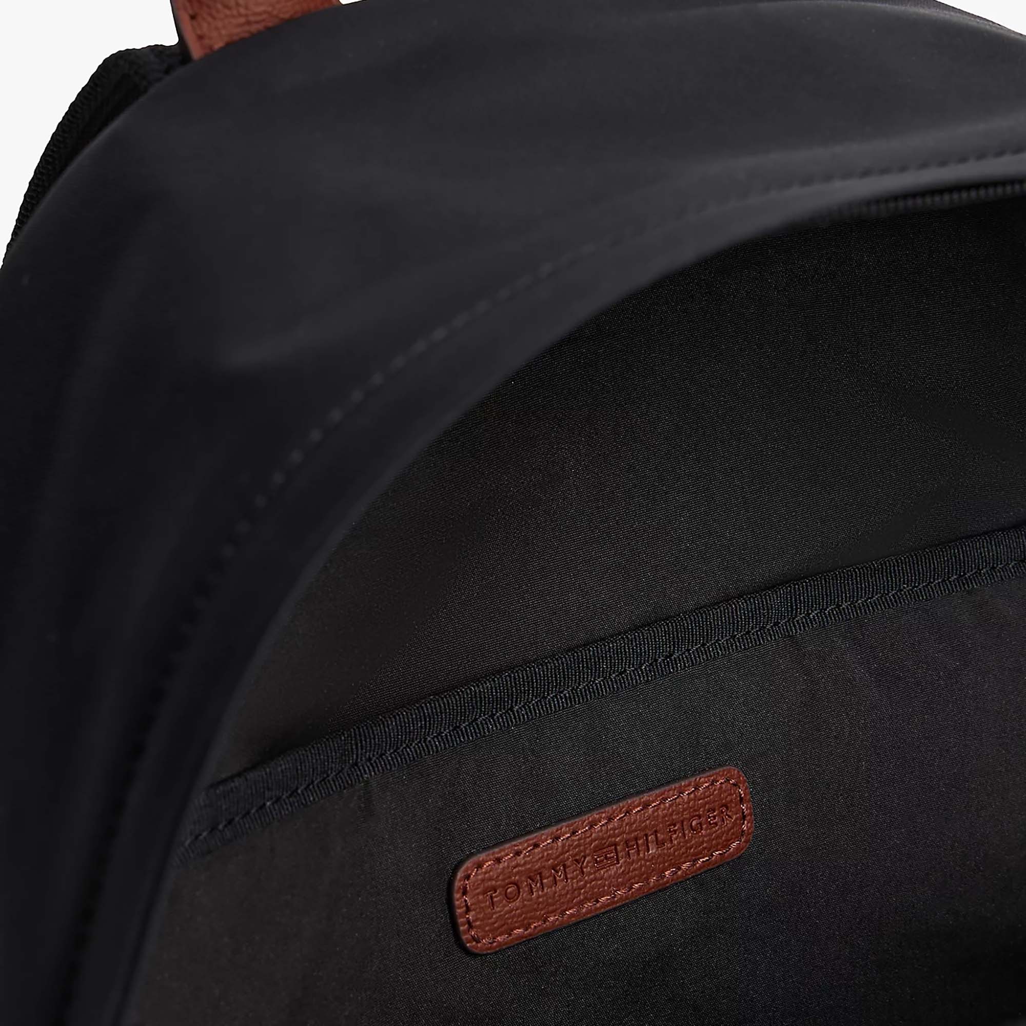 POPETTE_DOME_BACKPACK_AW0AW17939_BDS_Image_4