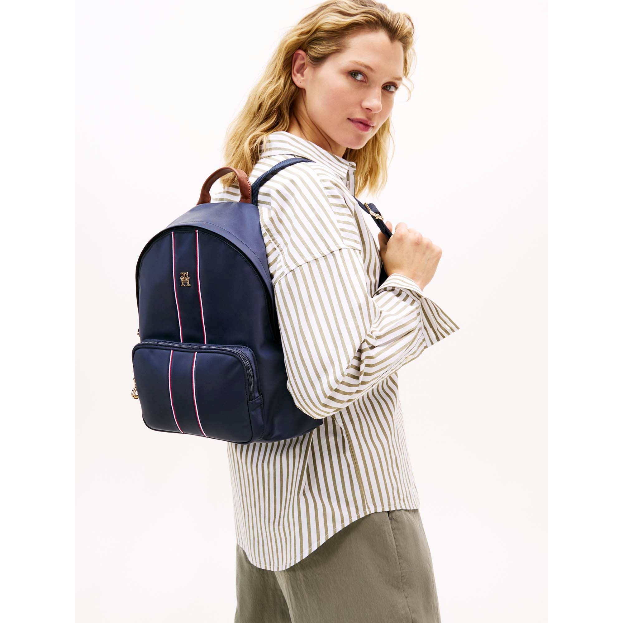 POPETTE_DOME_BACKPACK_CORP_AW0AW17651_0GY_Image_5