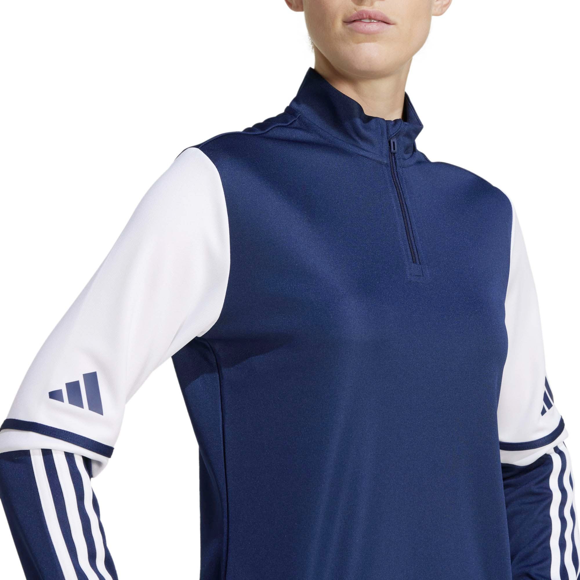 SQ25_TR_TOP_W_JD3017_TENABLW_Image_5
