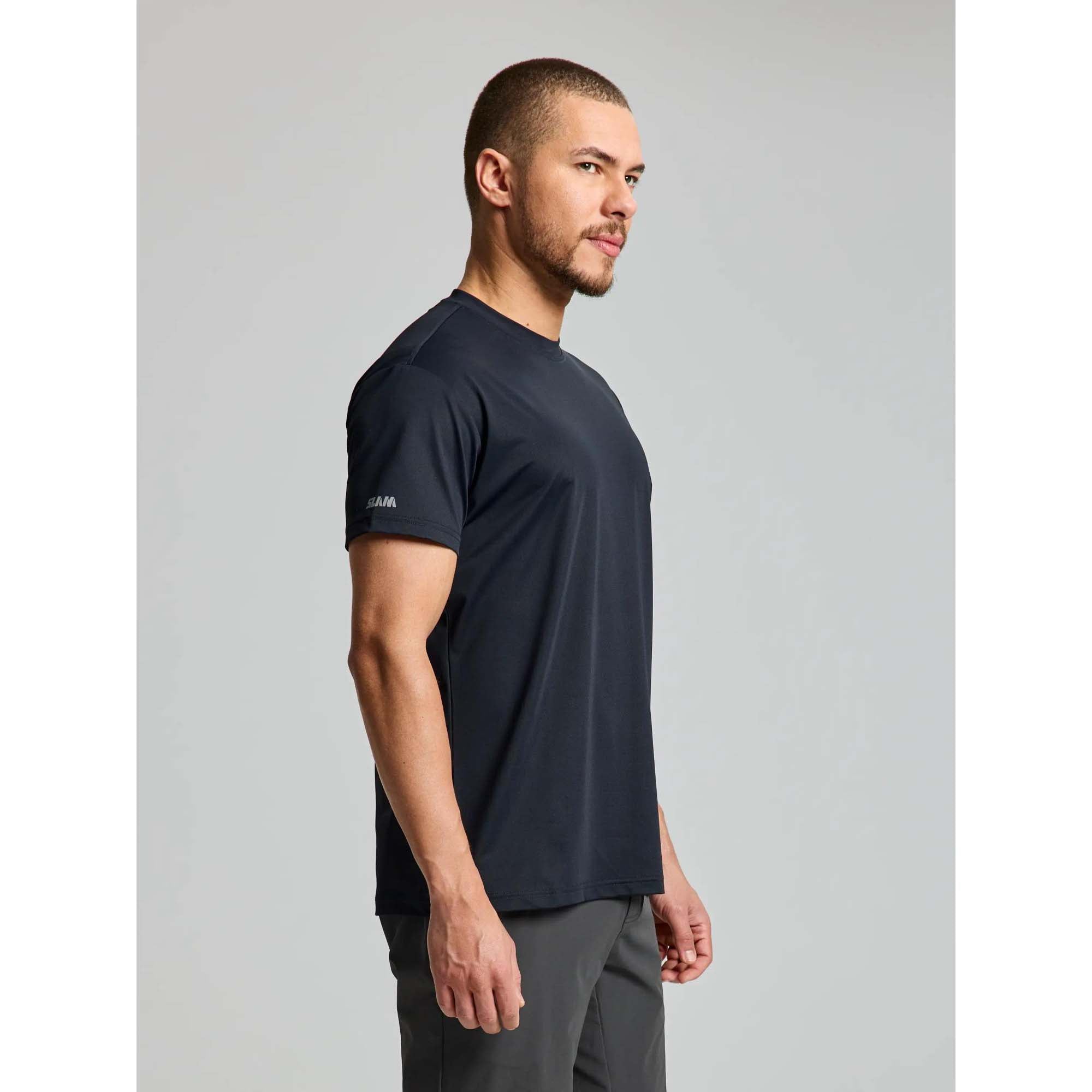 TECH_PIQUE_T-SHIRT_A112005S01_W01_Image_3