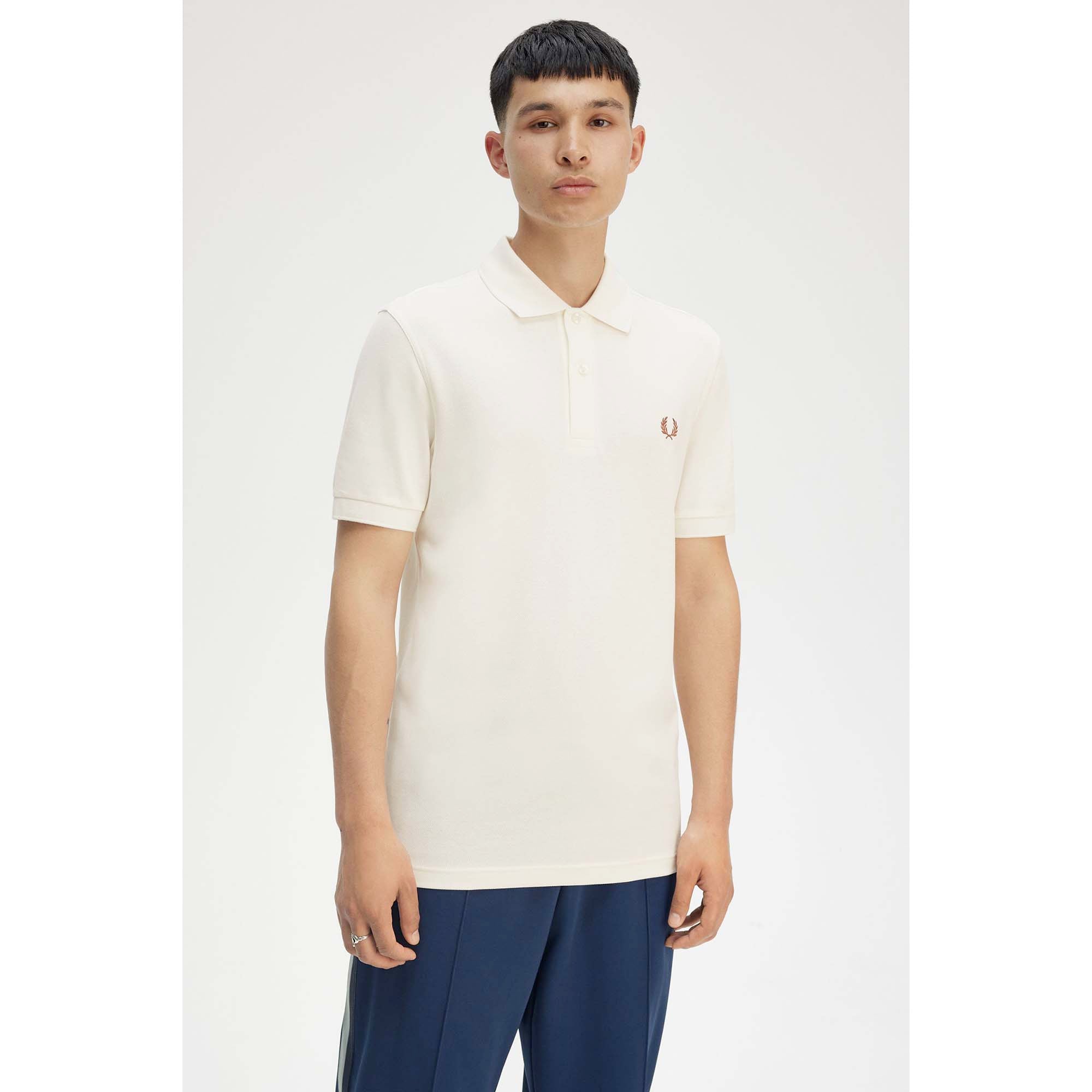 THE_FRED_PERRY_SHIRT_M6000_Y45_Image_3